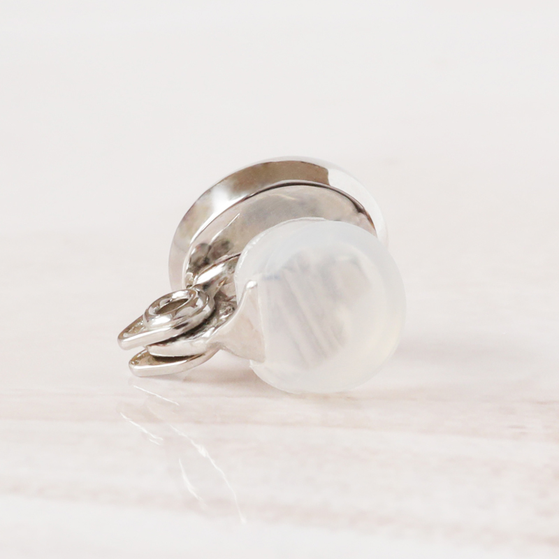 carnelian cabochon earring