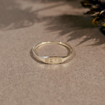 WEB Slim Signet Ring